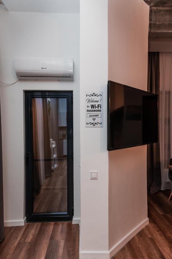 Puzzle Apartaments&Studios Крайова Екстериор снимка